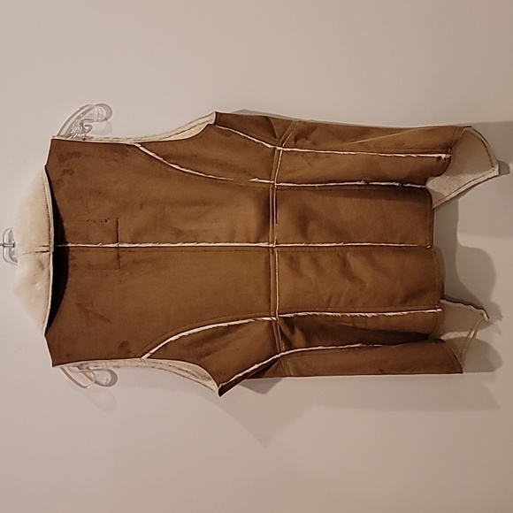 Me Jane, Faux fur vest, sz S - Picture 4 of 4